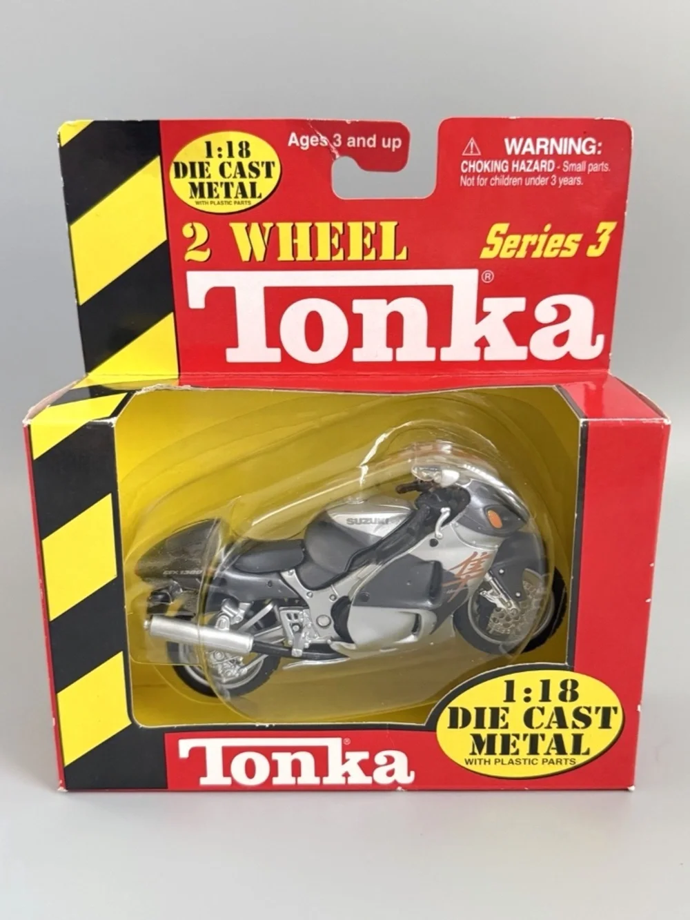Maisto Suzuki GSX1300R Hayabusa 1:18 Diecast Motorcycle Series 3 NIB Collectible